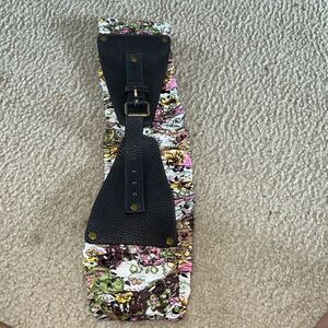 Women’s stretchable belt size S EUC